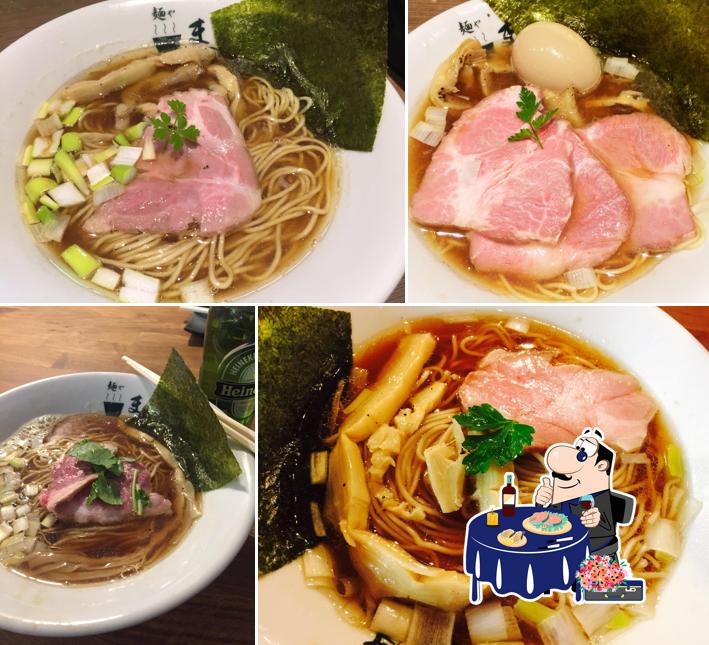 麺や　まつ本